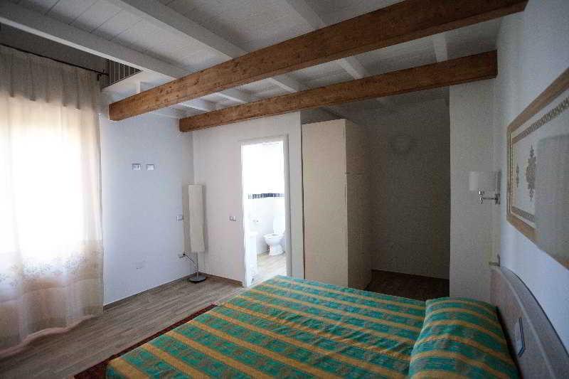 Locanda Degli Artisti Tortolì Eksteriør billede