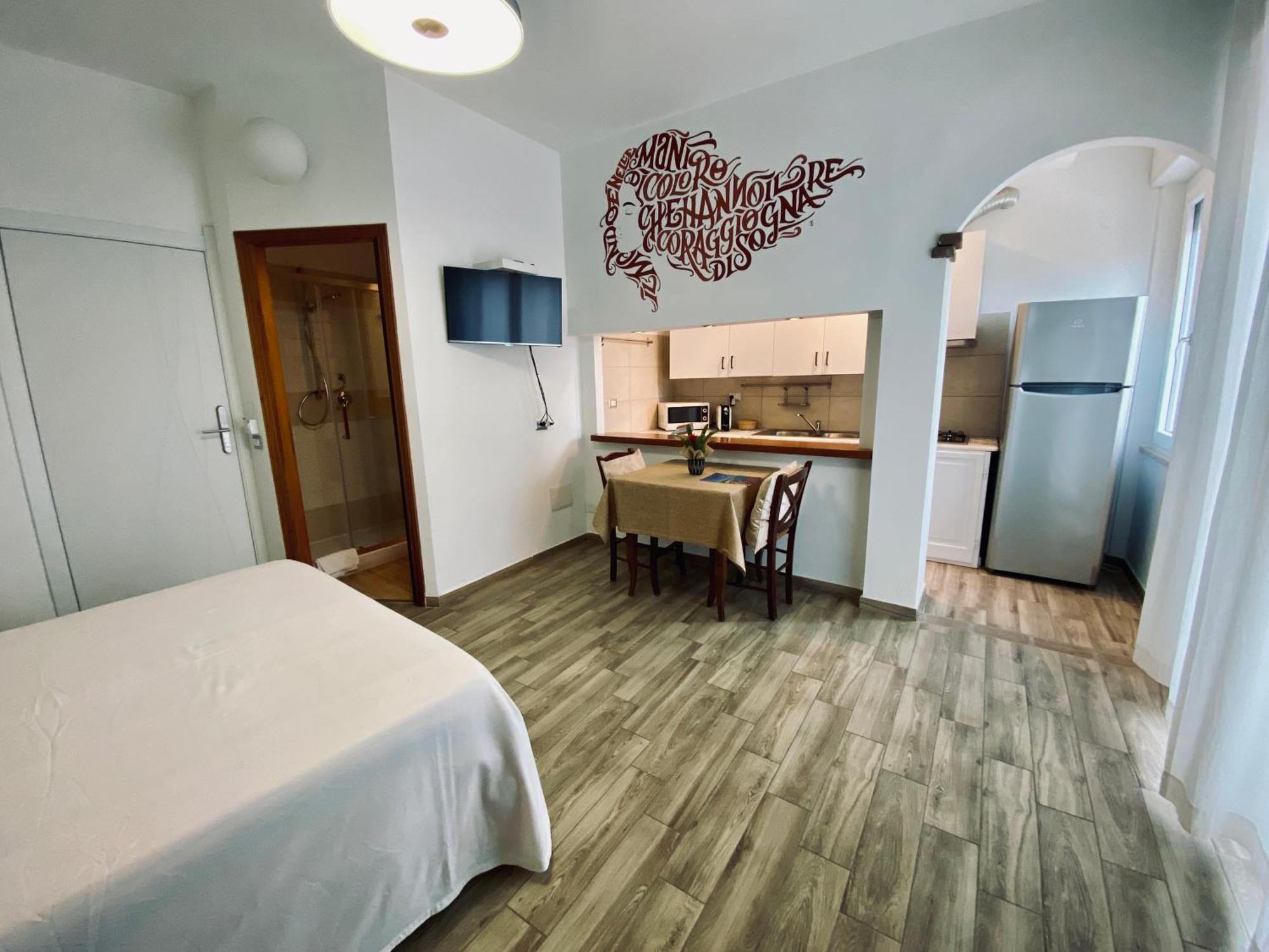 Locanda Degli Artisti Tortolì Eksteriør billede