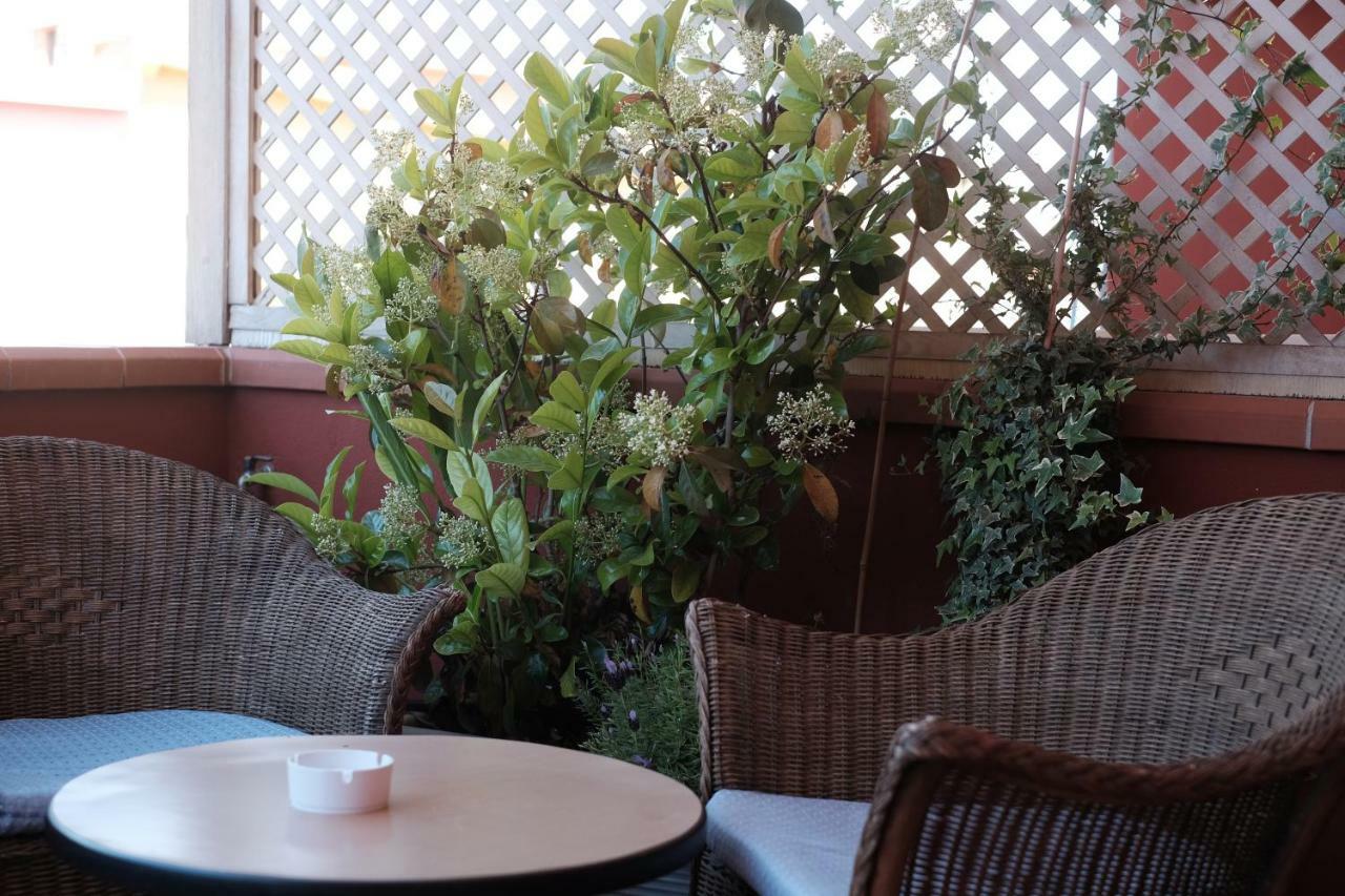Locanda Degli Artisti Tortolì Eksteriør billede
